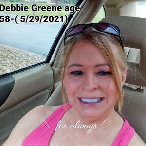 Meet your Posher, Debbie